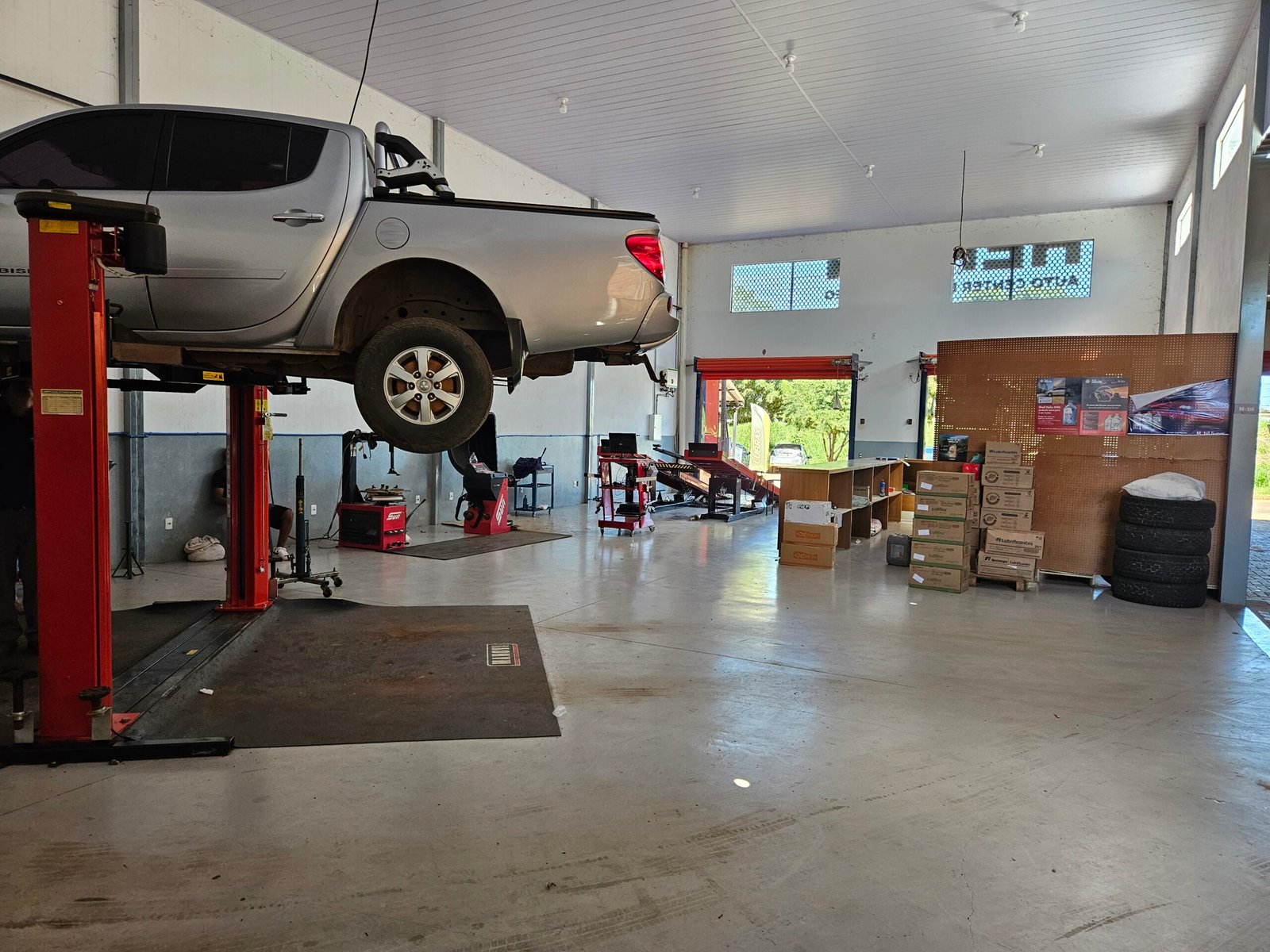 Hertin Auto Center & Troca de Óleo​ interior 2